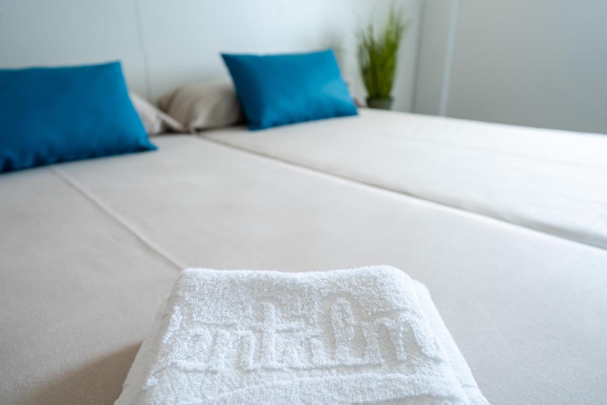 Rentalmar Blue Beach Apartments & Pool Salou Quarto foto